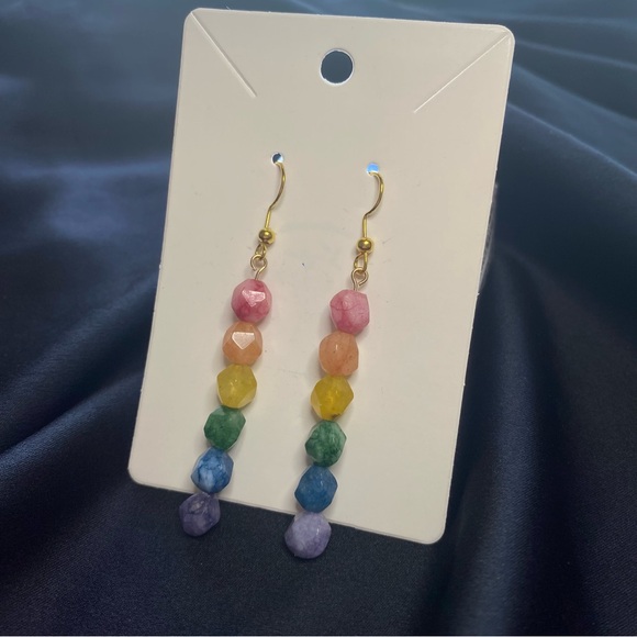 Blue Willow Boutique Earrings - Picture 3 of 4